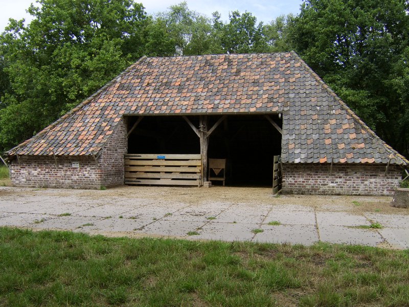 09 Geitenstal.JPG